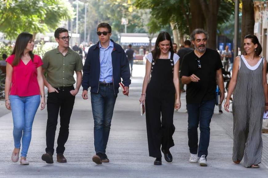 FOTOGRAFÍA. BARCELONA (ESPAÑA), 13.10.2019. (Más País) del cofundador de Podemos, que abandonó ese partido, Iñigo Errejón (3ª a la izquierda). Efe