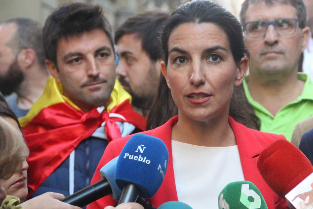 FOTOGRAFÍA. BARCELONA (ESPAÑA), 15.10.2019. Rocío Monasterio San Martín, líder madrileña de VOX, visita Catalauña mostrando su apoyo a Policía. Ñ Pueblo (7)