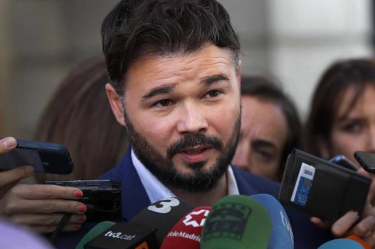 Rufián critica los Mozos constitucionalistas por cargar contra los separatistas