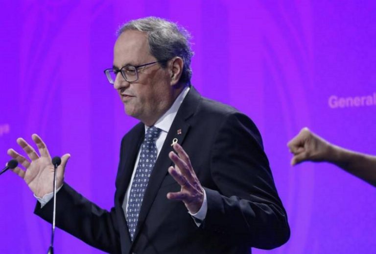Torra investigará las cargas de los Mozos constitucionalistas