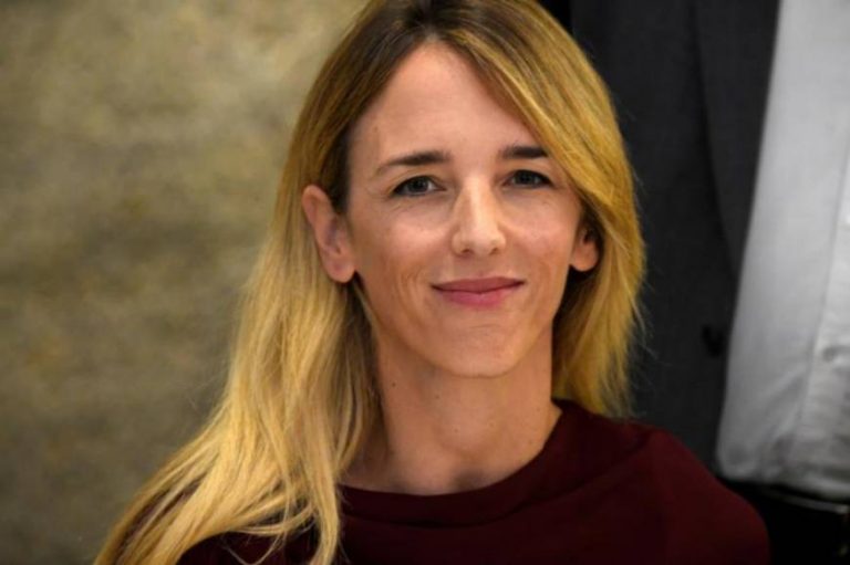 Cayetana (PP) pide ilegalizar a la separatista (ANC) por «justificar la violencia»