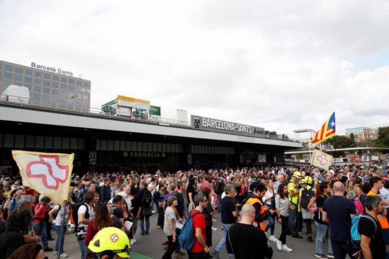 Los Mozos desalojan a los CDR del «Picnic por la República» ante sentencia del Procés