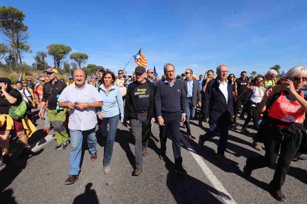 FOTOGRAFÍA. GERONA (ESPAÑA), 15.10.2019. El presidente de la Generalidad de Cataluña, Quim Torra Pl paraticipa en la marcah de la libertad de golpistas presos. Ñ Pueblo