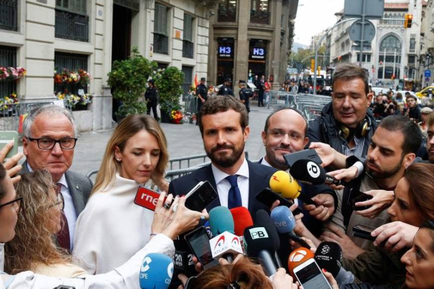 FOTOGRAFÍA. JEFATURA DE POLICÍA NACIONAL, VÍA LAYETANA DE BARCELONA, 21.10.2019. El presidente del PP, Pablo Casado (c). Efe