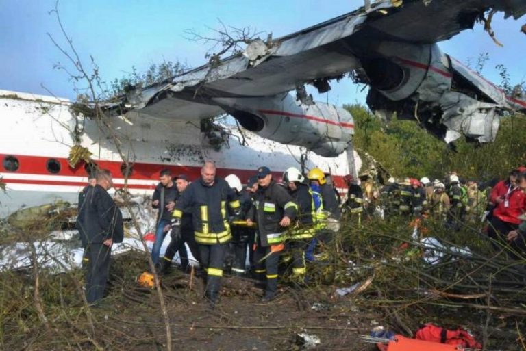 5 muertos tras el aterrizaje forzoso en Ucrania de un avión procedente de Vigo (España)