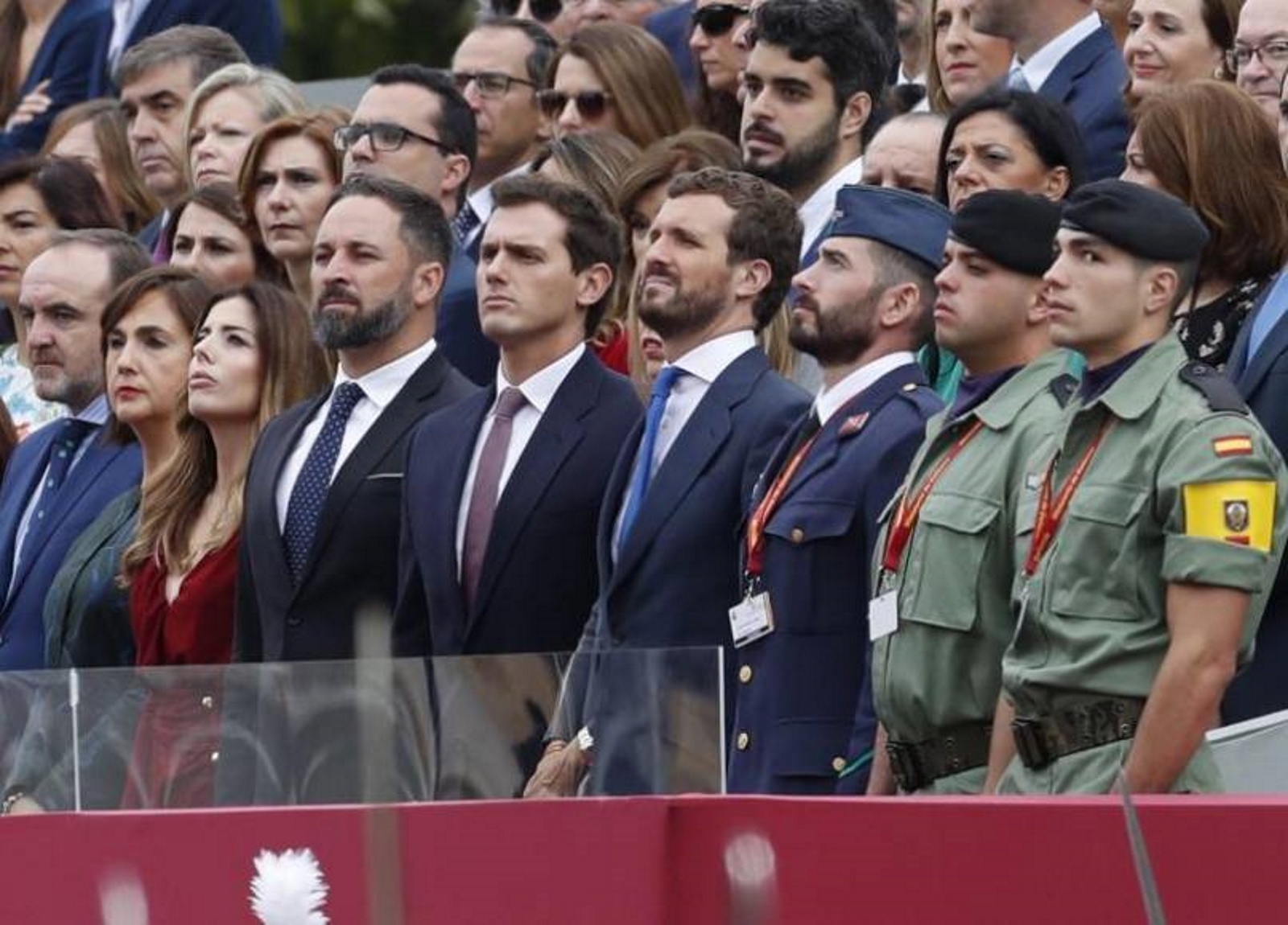 FOTOGRAFÍA. MADRID (ESPAÑA), 12-10.2019. Santiago Abascal (i) (VOX), Albert Rivera (c) (Cs), y Pablo Casado (PP), en el madrileño Paseo de la Castellana. Efe