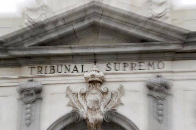 FOTOGRAFÍA. MADRID (ESPAÑA), 14 DE OCTUBRE DE 2019. La Justicia rechaza querella contra Sánchez por la amnistía. Vista de la fachada del tribunal Supremos. El Tribunal Supremo considera, en la sentencia del "Procés" que ha hecho pública este lunes, que nadie está habilitado para impedir el cumplimiento de una decisión judicial ni llamar a la desobediencia civil solo por el hecho de no compartirla o considerarla injusta. Efe