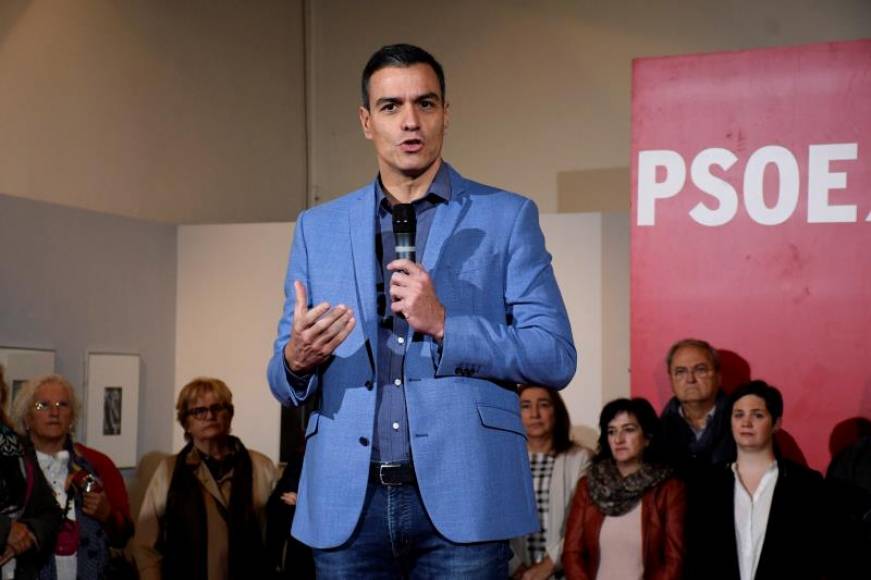 FOTOGRAFÍA. SEGOVIA (ESPAÑA), 23.10.2019. El presidente del gobierno en funciones Pedro Sánchez durante un acto del partido celebrado en Segovia este miércoles. Efe