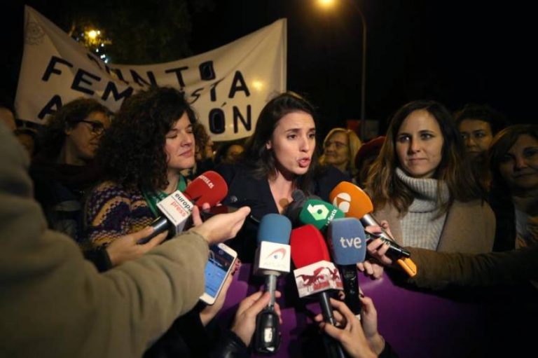 Podemos: «Estamos siendo discretas con la negociación de Gobierno coalición»
