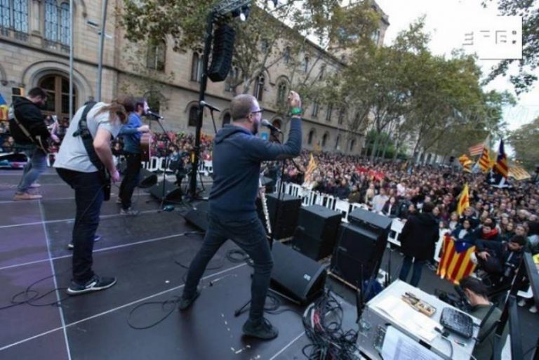 Fracasa el ataque de la plataforma «terrorista» separatista «Tsunami Democràtic»