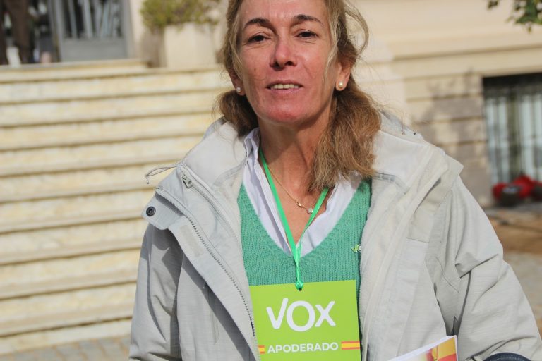 Apoderada de VOX en Cataluña: «Somos cada día más, nos quedamos para resistir»