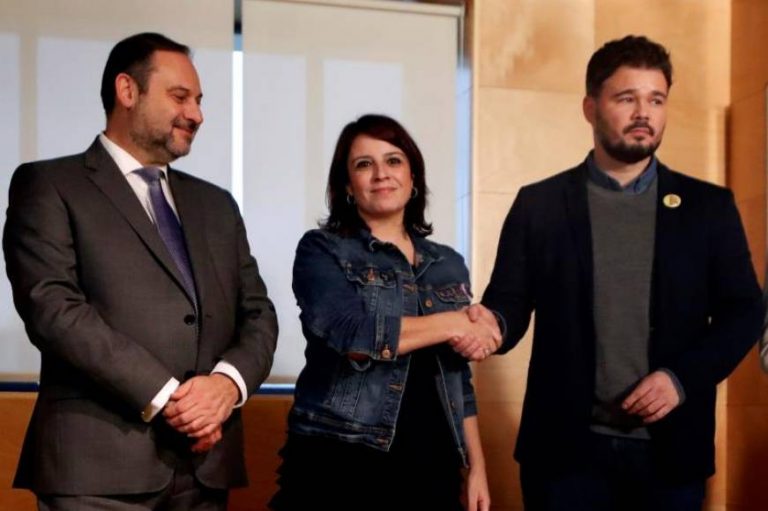 Más de 2 horas de reunión entre PSOE, ERC e imputado del 1-O Josep Maria Jové (ERC)