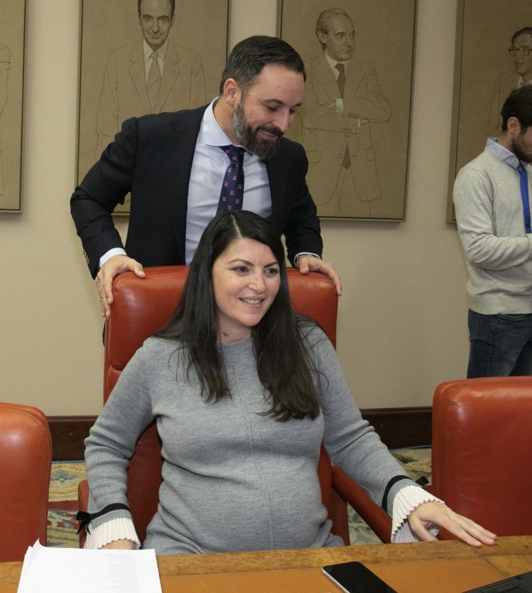 VOX esquiva la trampa del PP y no cederá una de sus 2 sillas a Cs en la Mesa del Congreso