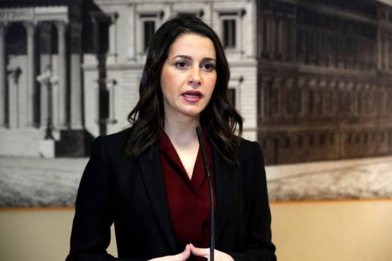 Arrimadas: «Nadie vota a Ciudadanos para hacer vicepresidente a Pablo Iglesias»