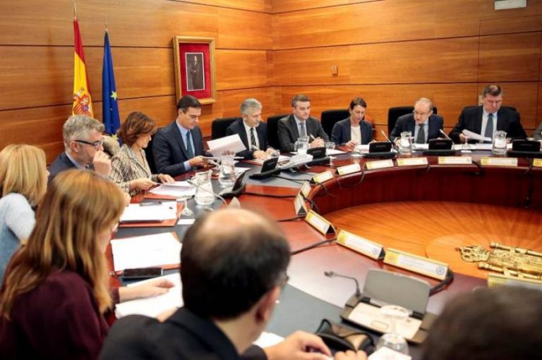 Sánchez preside la reunión del comité de coordinación sobre Cataluña