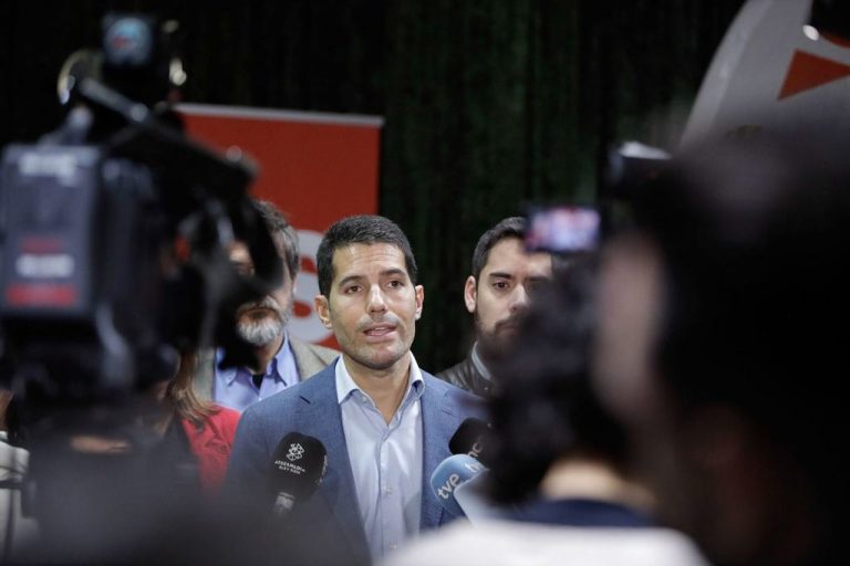 Cs: «Es indignante que el futuro de España caiga en manos de golpistas y Sánchez»