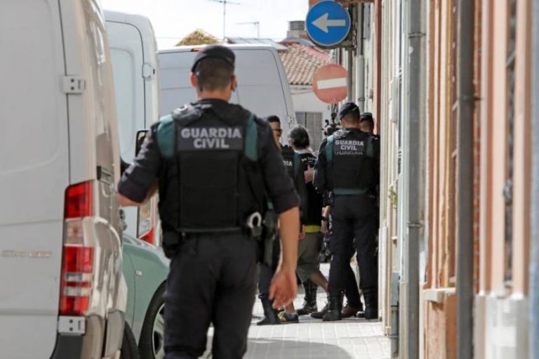 La Guardia Civil rastreó a los CDR con micros, cámaras y GPS