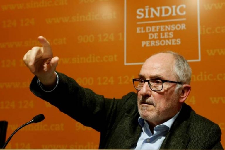 El Defensor del Pueblo independentista e IDHC separatista con los presos del Procés
