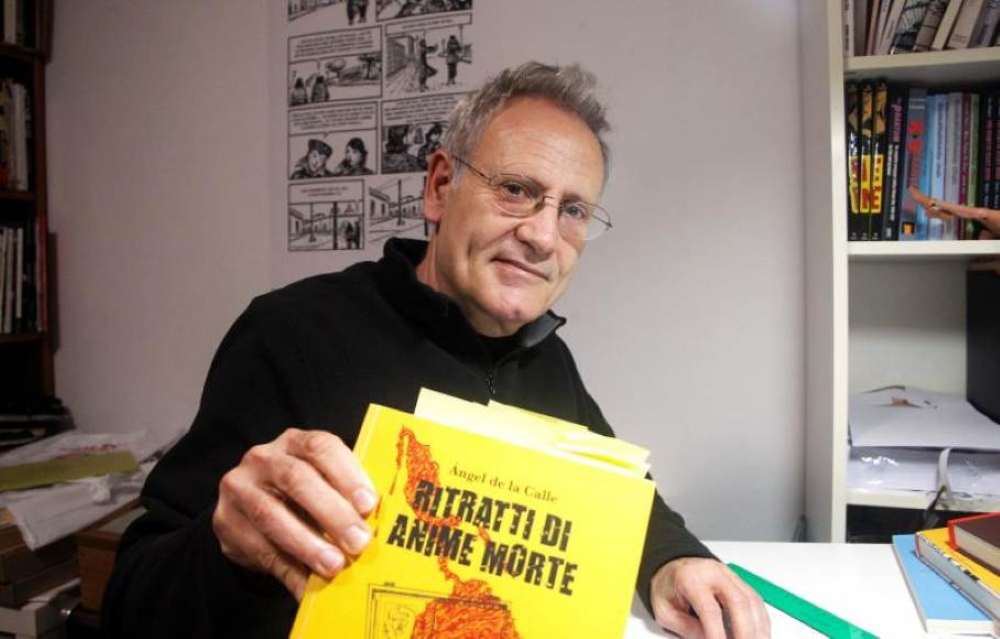 FOTOGRAFÍA. GIJÓN (ESPAÑA9, 14.12.2019. El dibujante Ángel de la Calle lle la transición española al comic, «Momentos épicos del siglo XX». Efe