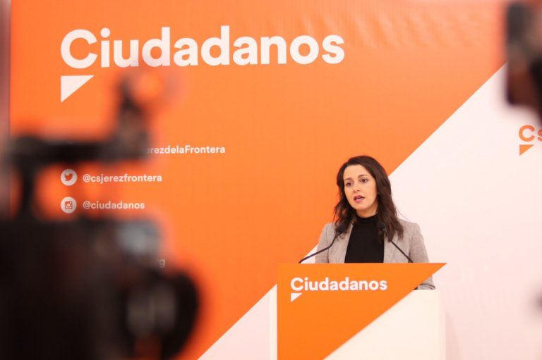 «Ciudadanos (Cs), partido político «más veleta» de España en sus decisiones políticas», según un sondeo