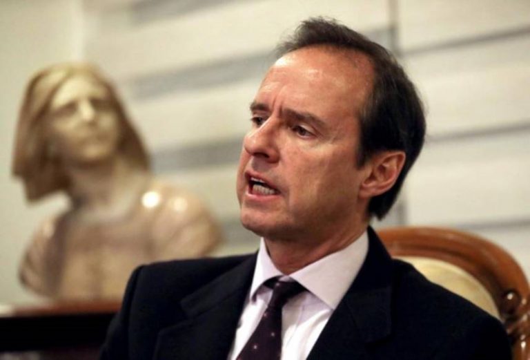 Bolivia a Sánchez e Iglesias: «Los de Podemos son burgueses de chalet en España»