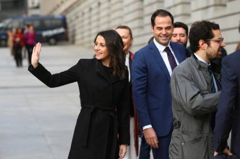 Arrimadas dice que Ciudadanos ni es de derecha ni será con su liderazgo