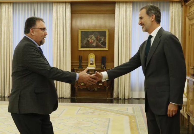 Los semiseparatistas apoyan la investidura de Sánchez en ronda de consultas con el Rey