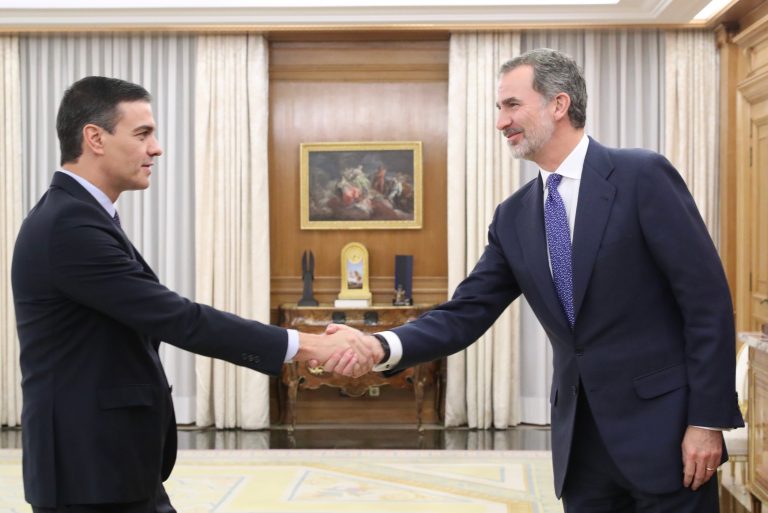 El rey propone a Pedro Sánchez para someterse a la investidura