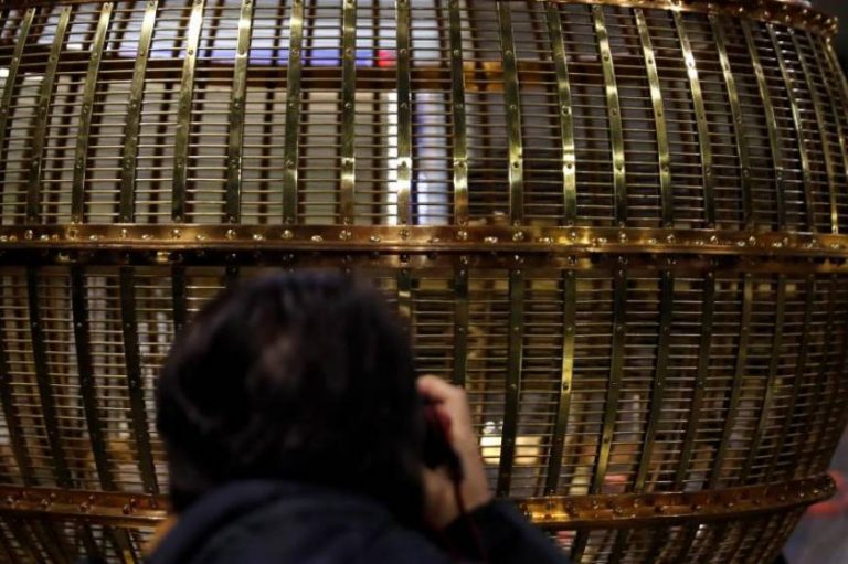 El «gordo» de la Lotería de Navidad, para pagar deudas e invertir en vivienda