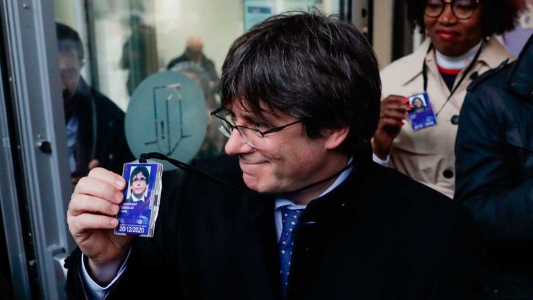 Puigdemont pide a España anular su detención: «No he cometido ningún delito»