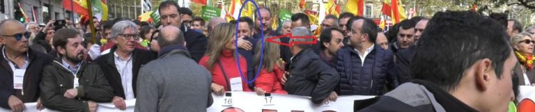 Abrazo de Abascal y Josep Bou, emotivo encuentro entre dos patriotas de VOX y PP
