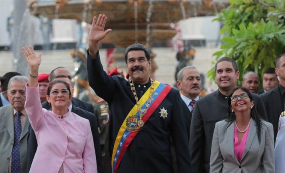 Fotografía. CARACAS-VENEZUELA-10.08.2017.-Fotografía-cedida-por-prensa-de-Miraflores-donde-se-observa-al-presidente-de-Venezuela-Nicolás-Maduro-c.-Ef