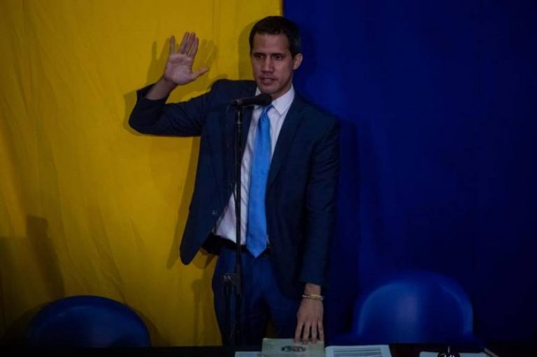 Venezuela abre un nuevo cisma: dos presidentes para un mismo parlamento