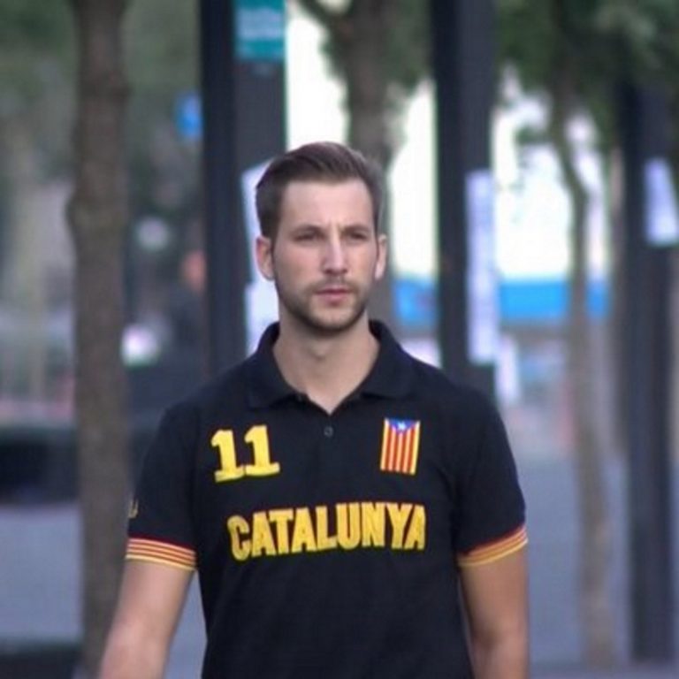 Los Mozos catalanes piden «ayuda» para ejercer la acusación contra el mozo separatista Donaire