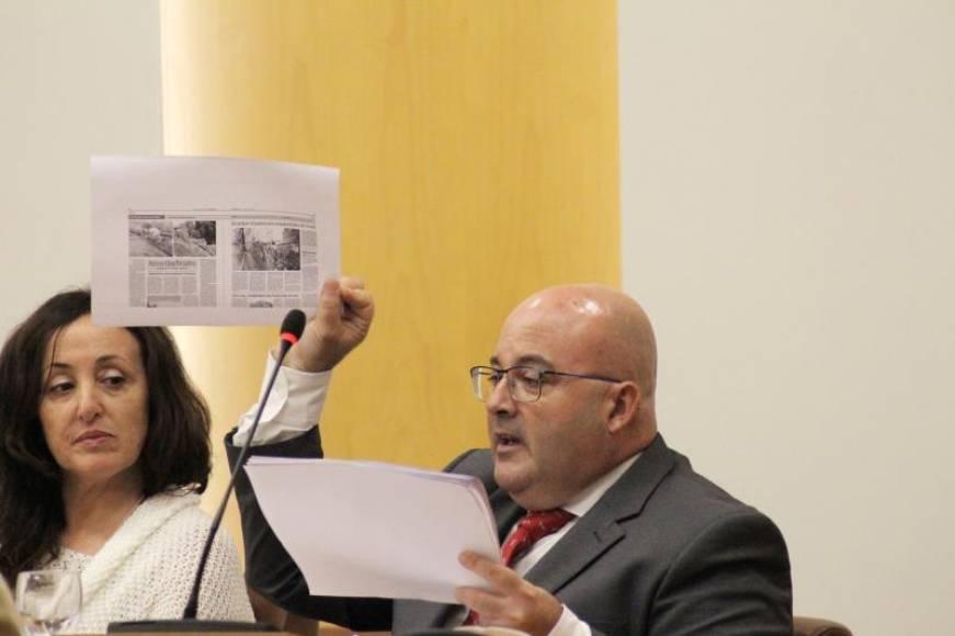 FOTOGRAFÍA. CEUTA (ESPAÑA), 27.01.2020. Los diputados de Vox en la Asamblea de Ceuta, María del Carmen Vázquez (i) y José María Rodríguez (d). Efe (1)