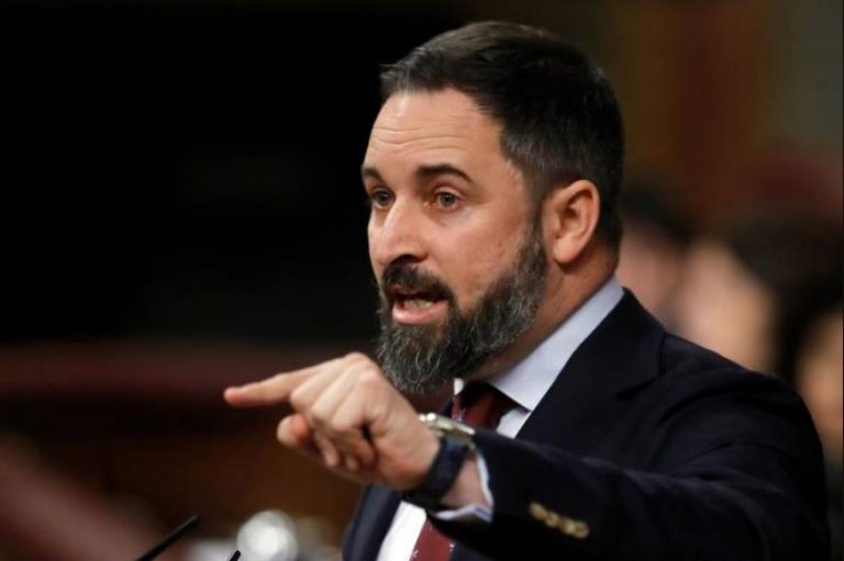 Abascal acusa a Sánchez, de «copresidir un Gobierno ilegítimo con el beneplácito de ETA»