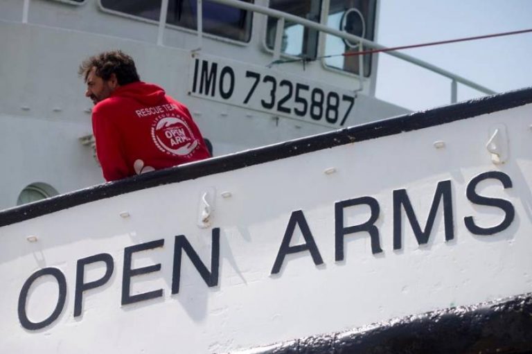 Open Arms y Sea Watch buscan un país para acoger 237 inmigrantes