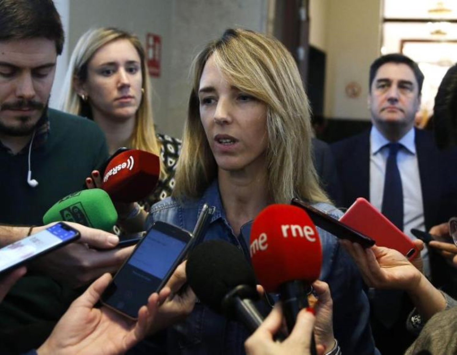 FOTOGRAFÍA. MADRID (ESPAÑA), 15.01.2020. La portavoz del PP, Cayetana Álvarez de Toledo, en declaraciones a los medios tras la primera reunión del PP. Efe