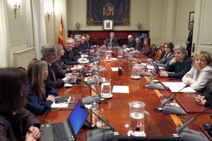 FOTOGRAFÍA. MADRID (ESPAÑA), 16.01.2020. El presidente del Consejo General del Poder Judicial (CGPJ), Carlos Lesmes (c). ñ pUEBLO