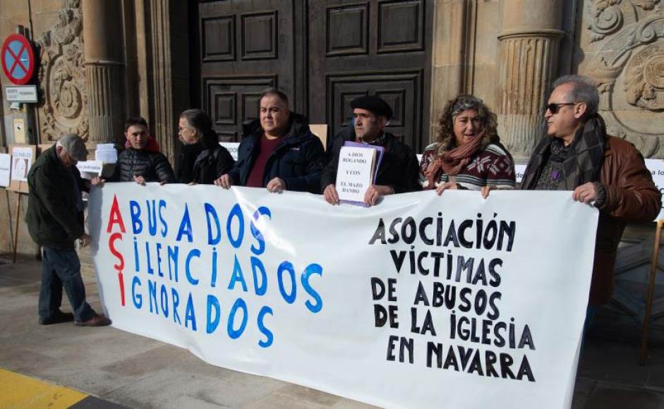 FOTOGRAFÍA. PAMPLONA (ESPAÑA) 18.01.2020. La Asociación Abusos de la Infancia, integrada por víctimas de abusos sexuales en centros religiosos de Navarra. Efe