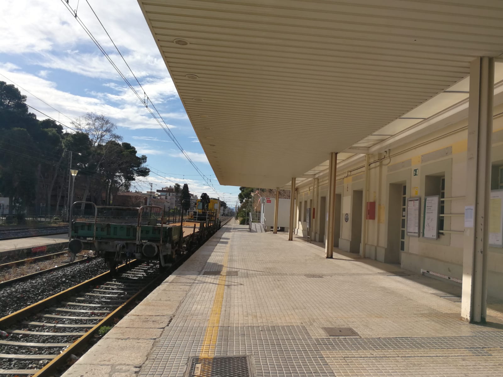 FOTOGRAFÍA. SALOU (TARRAGONA) ESPAÑA, 30.01.2020. VOX Tarragona denuncia que la capital de la Costa Dorada se haya quedado 'desconectada'. Ñ pueblo (3)
