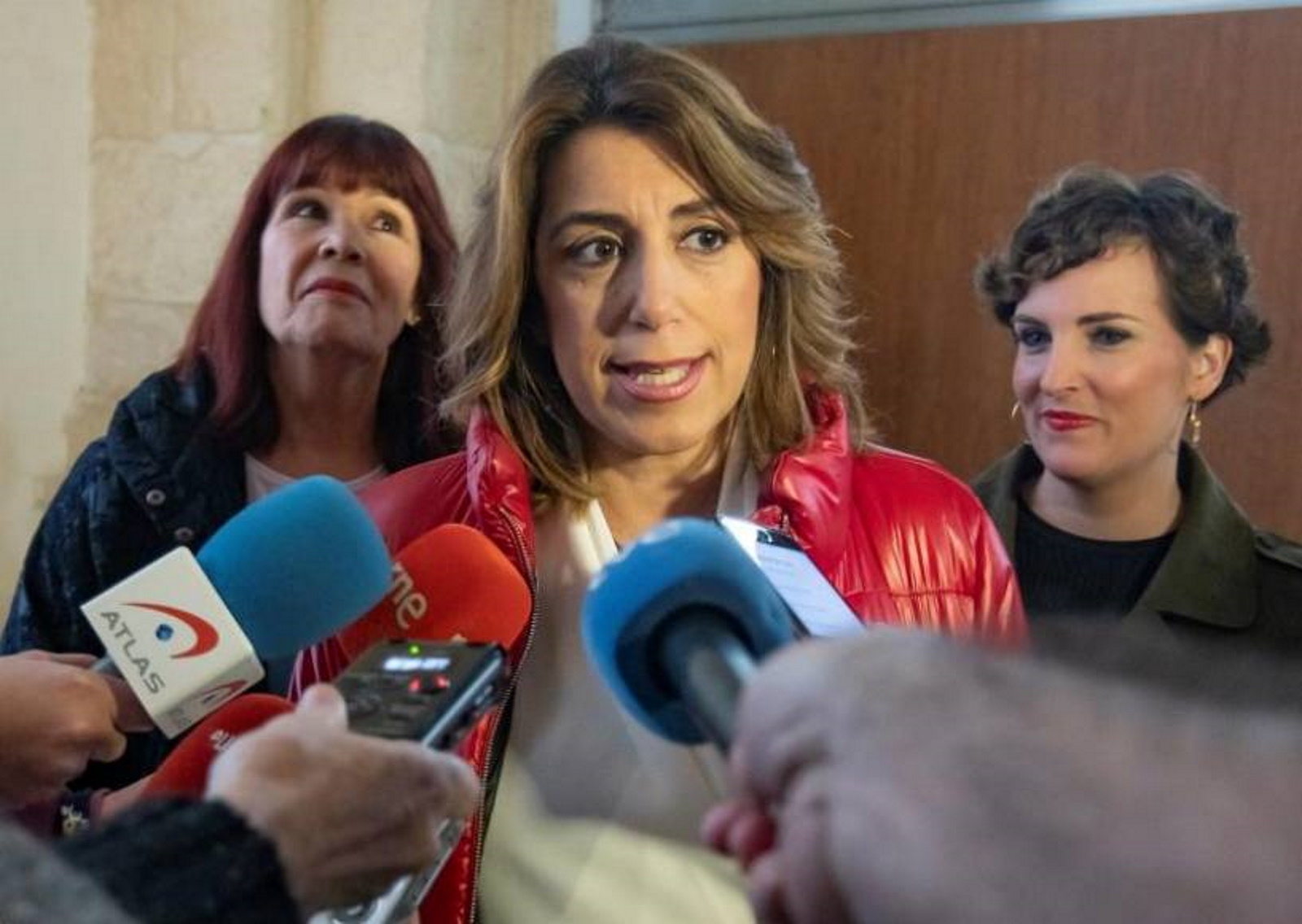 FOTOGRAFÍA. SEVILLA (ESPAÑA), AÑO 2020. La secretaria general del PSOE de Andalucía, Susana Díaz (c). Efe
