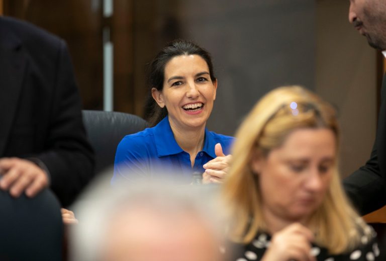 «Las mujeres de VOX no somos diferentes a hombres y no necesitamos protección especial»