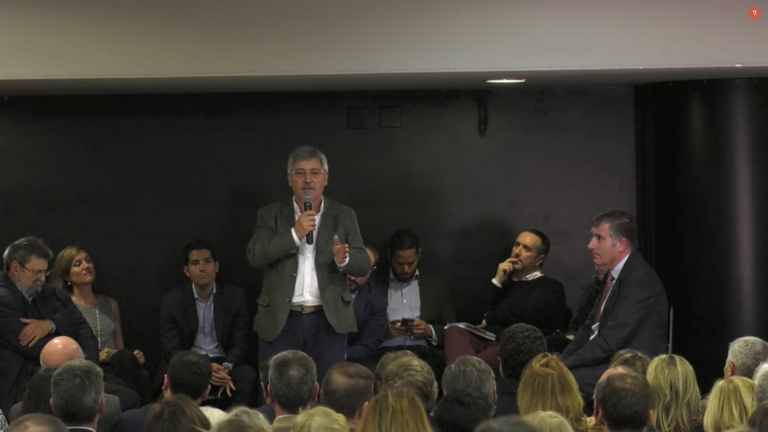 «En Cataluña hay una guerra de exterminio de mentes» para destruir España