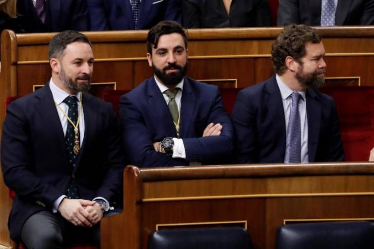VOX reafirma su lealtad al rey frente a «sediciosos y proetarras, los enemigos de la Nación»
