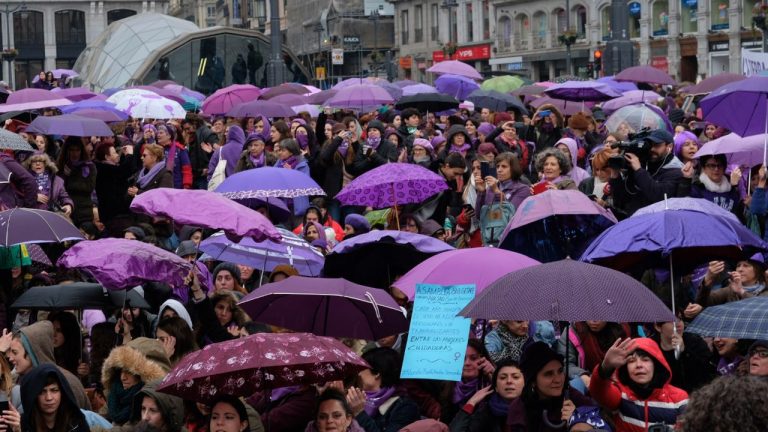 El Gobierno prohíbe todas las manifestaciones por el 8M en Madrid