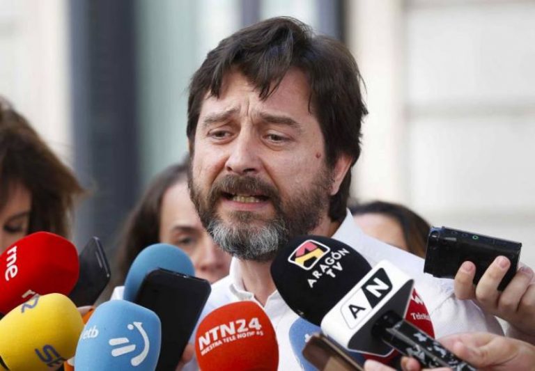 Podemos: O ayudamos a los inmigrantes o «al final VOX terminará triunfando»