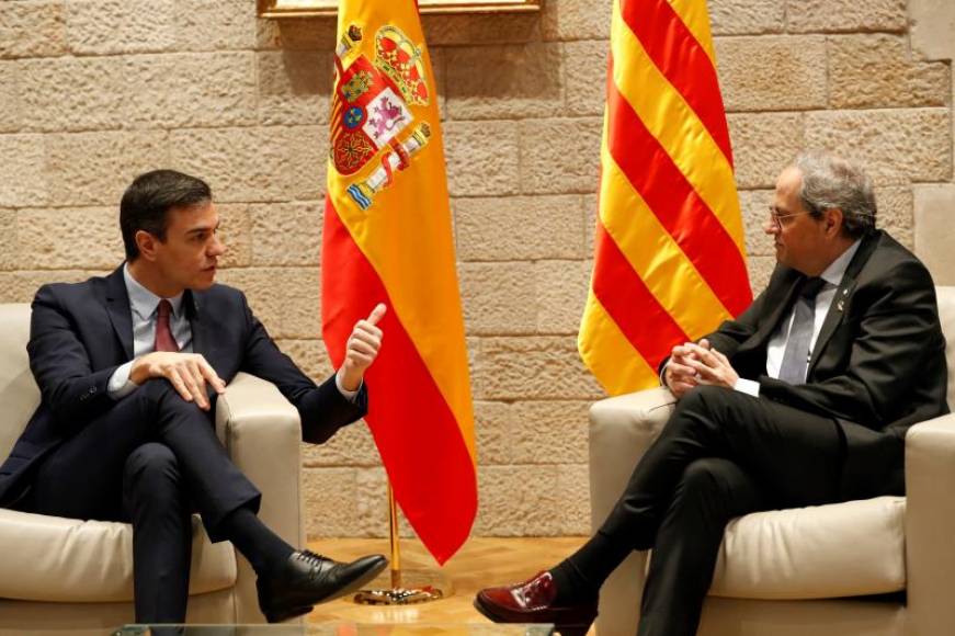 FOTOGRAFÍA. PALACIO DE LA GENERALIDAD DE CATALUÑA. 06.02.0202. Sánchez (i) y Torra (d). Efe