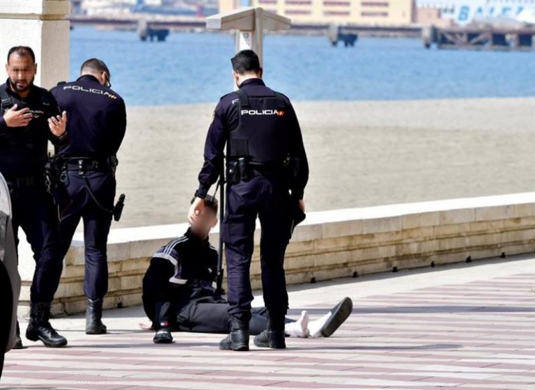 Coronavirus: Fuera los inmigrantes del (CIE) de Barcelona ante la imposibilidad de expulsarlos