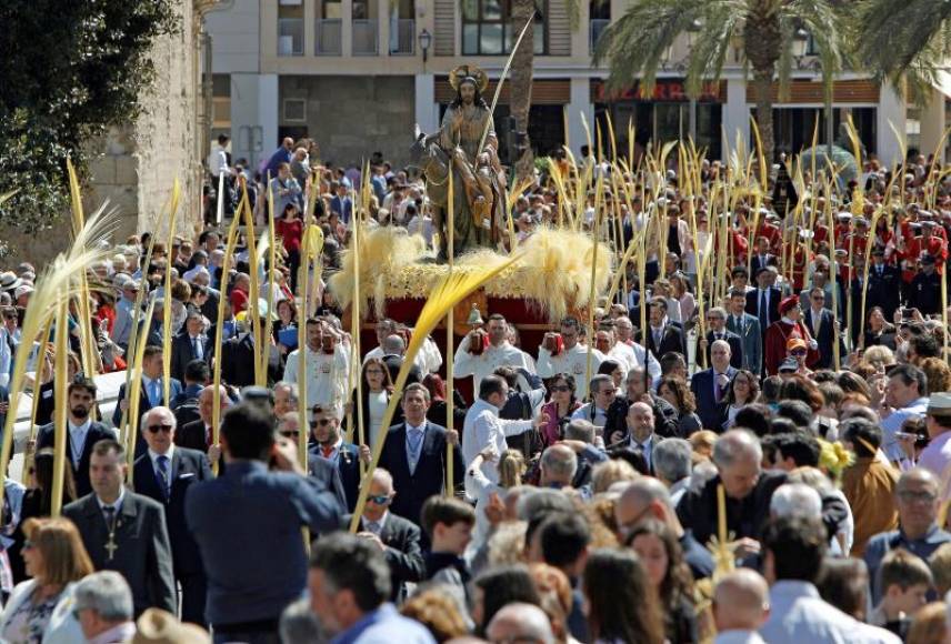 FOTOGRAFÍA. ELCHE (ESPAÑA), AÑO 2019. Vista de una procesión el año pasado en Elche. Efe